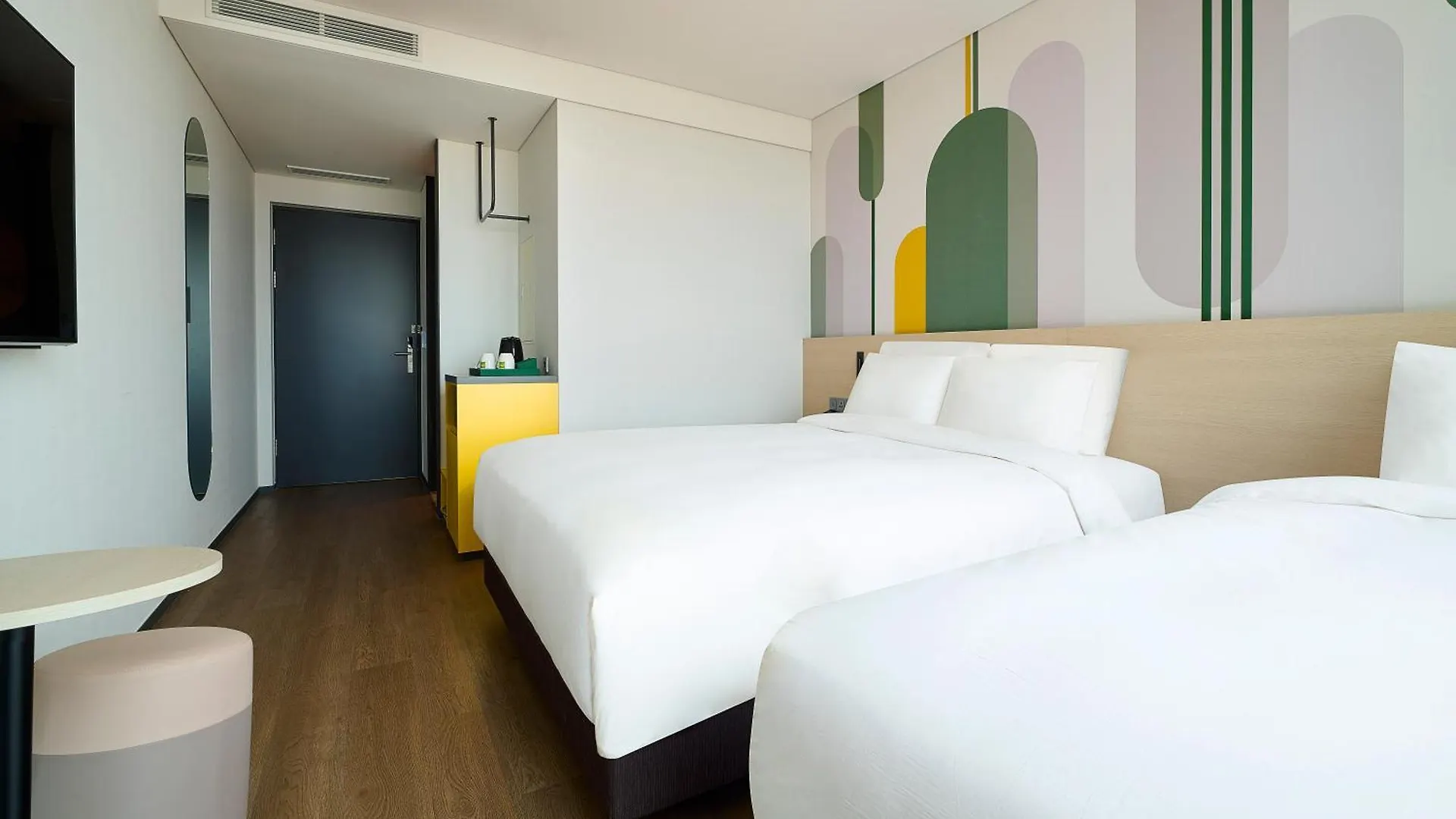 Ibis Styles Ambassador Incheon Airport T2 Hotel 4*,  South Korea