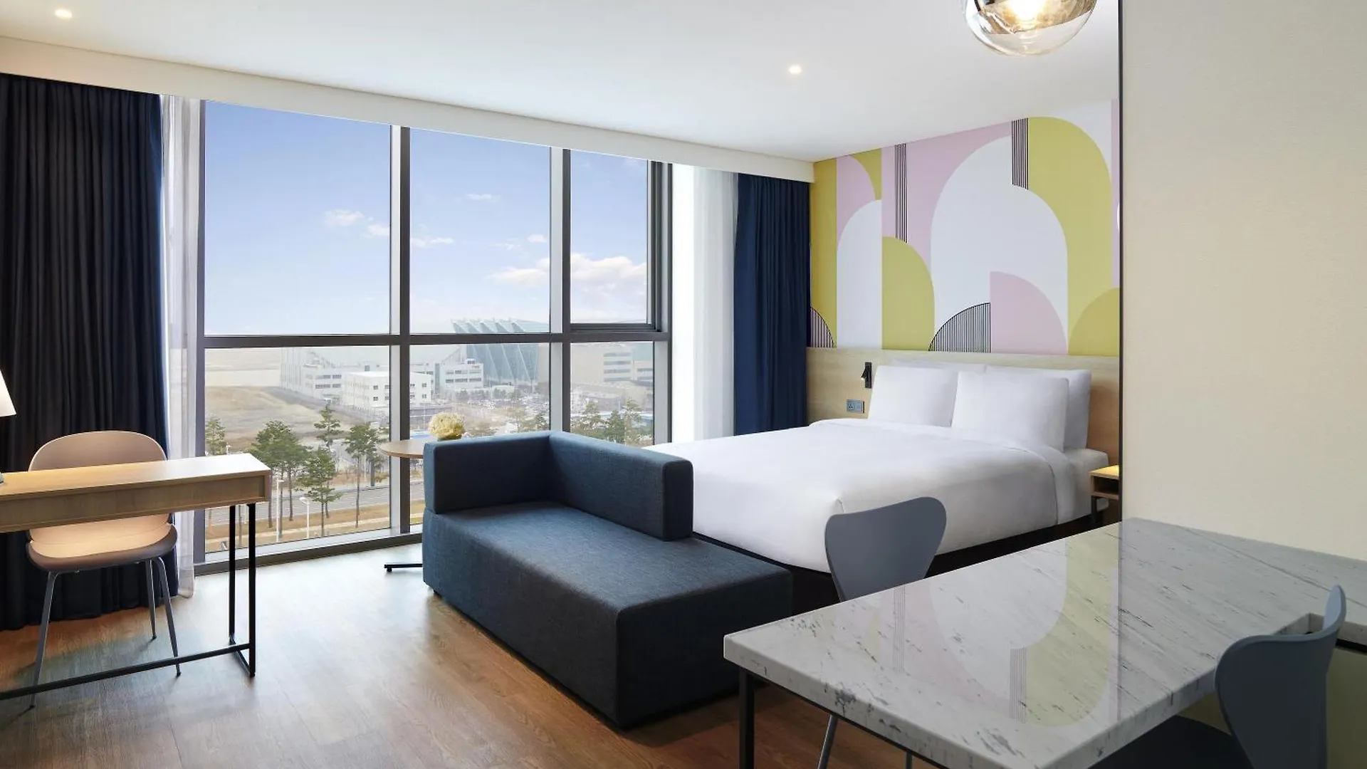 Ibis Styles Ambassador Incheon Airport T2 Hotel 4*,