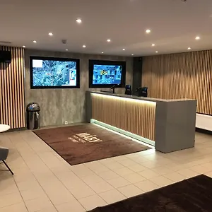 Hotel Maby Park **