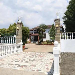 https://vila-paris.albaniahotels.org
