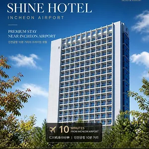 4* 아파트호텔 Shine Airport
