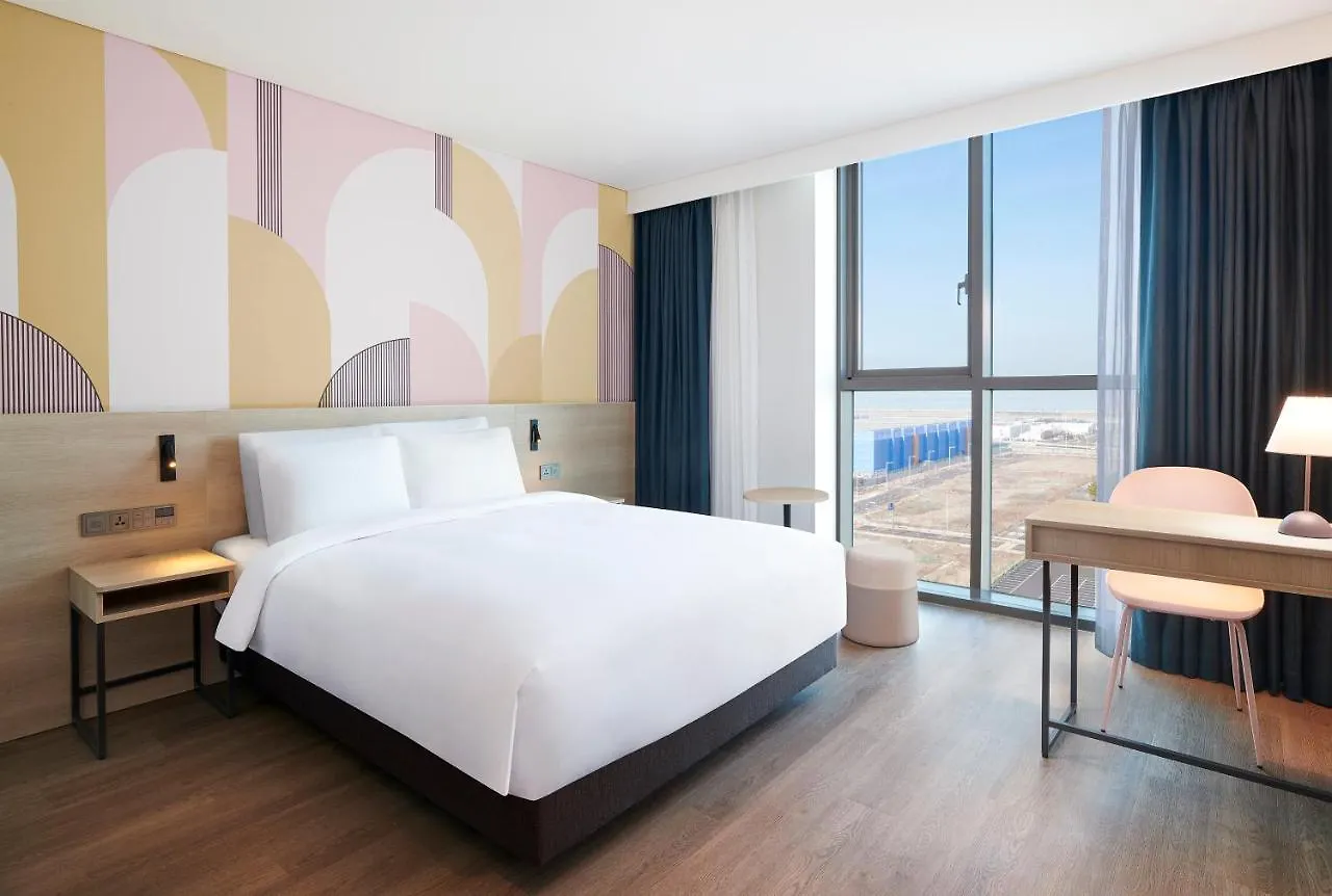 ホテル Ibis Styles Ambassador Incheon Airport T2 4*,